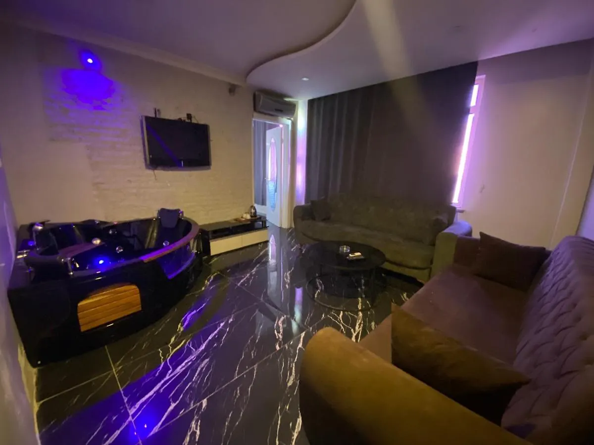 Bakirkoey Macro Suite Otel イスタンブール アパートホテル